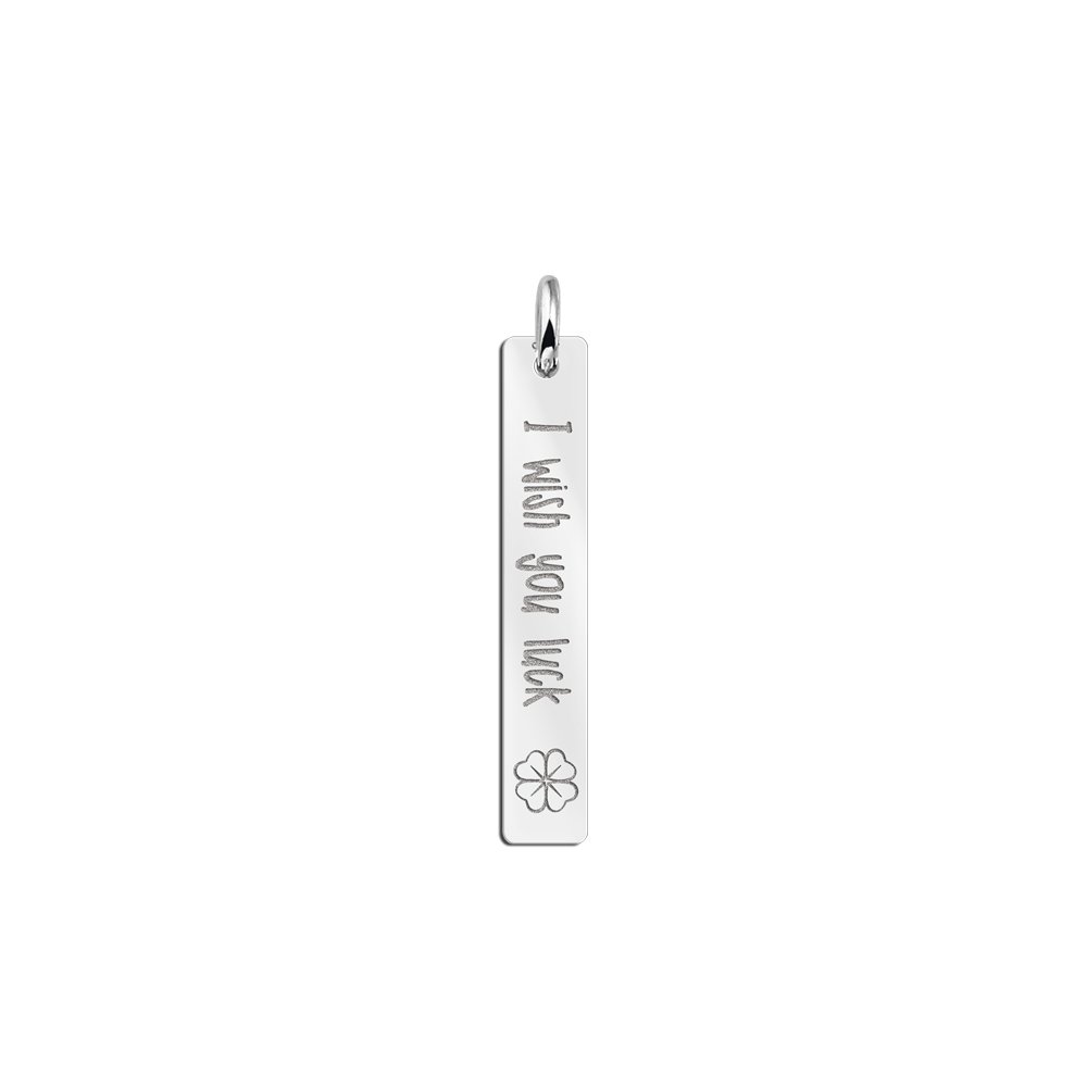 Zilveren verticale bar hanger met klavertje en gravure | 925 sterling zilver